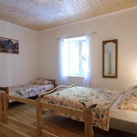 Studio Apartman Kastel Kambelovac Kaštela Exterior foto