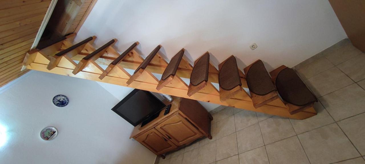Kastel Kambelovac Apartment *